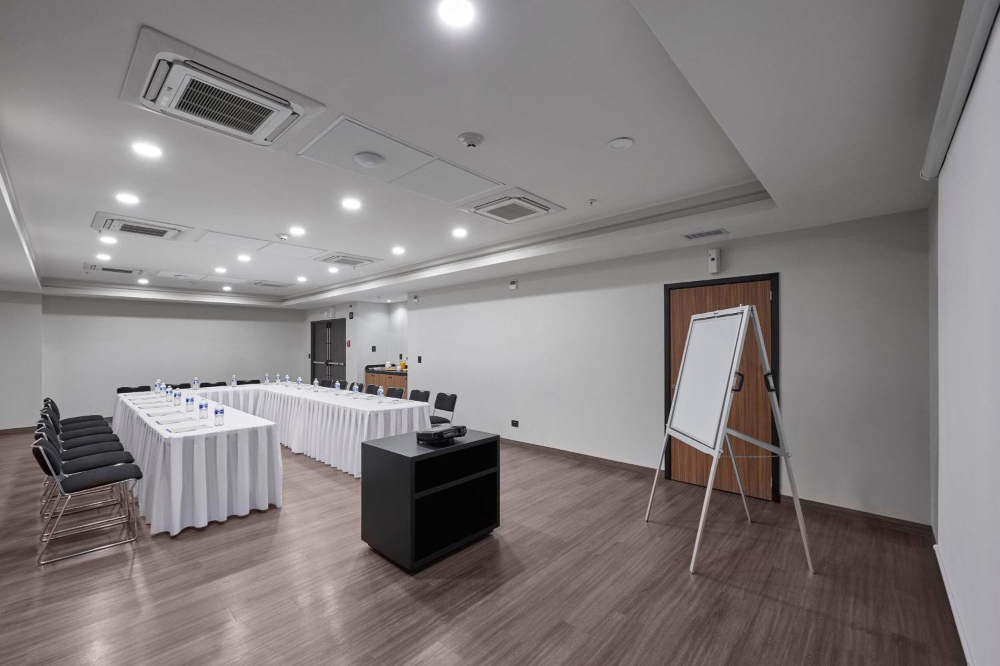 City Express By Marriott Monterrey Lindavista Guadalupe  Exterior photo