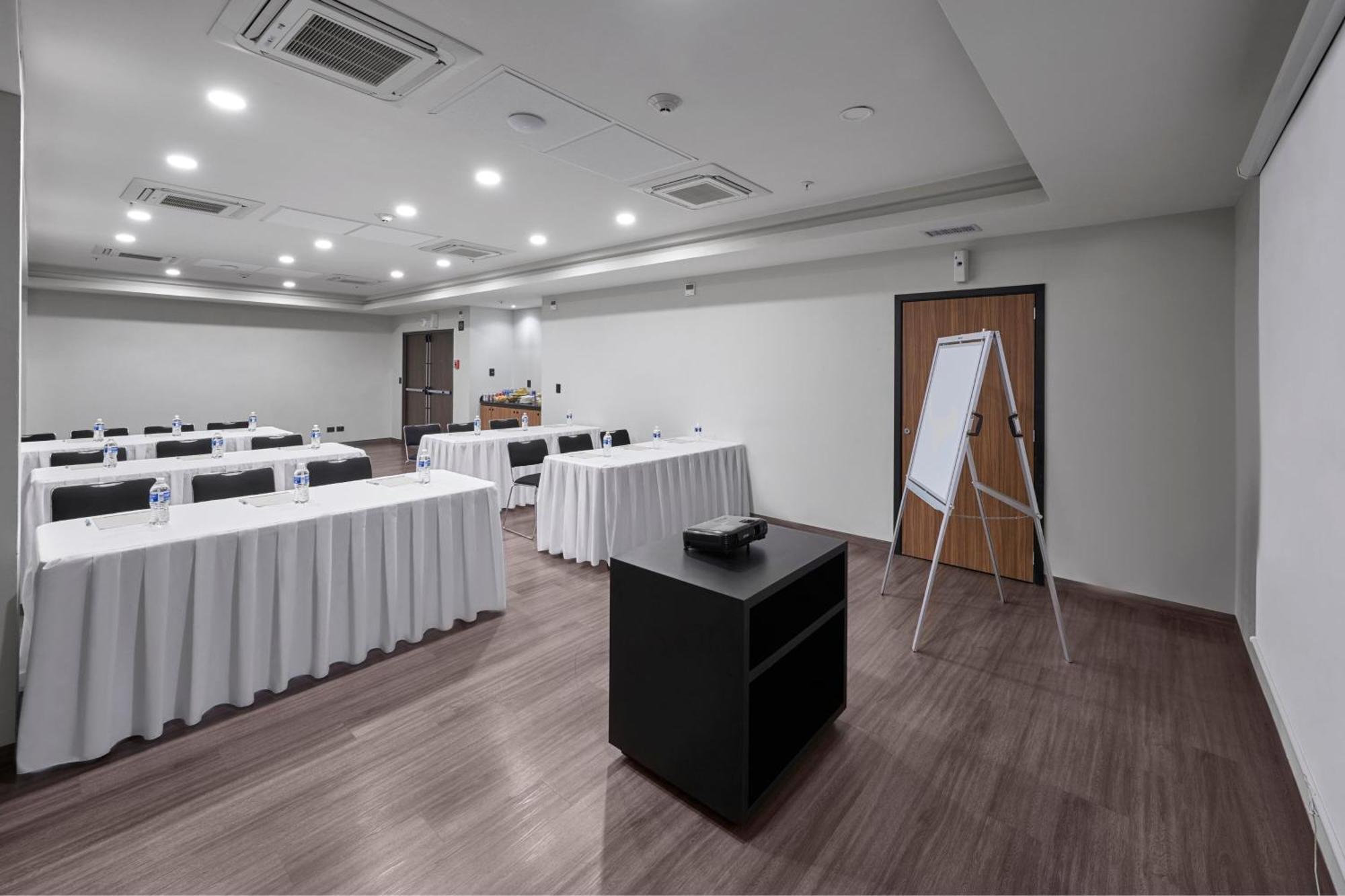 City Express By Marriott Monterrey Lindavista Guadalupe  Exterior photo