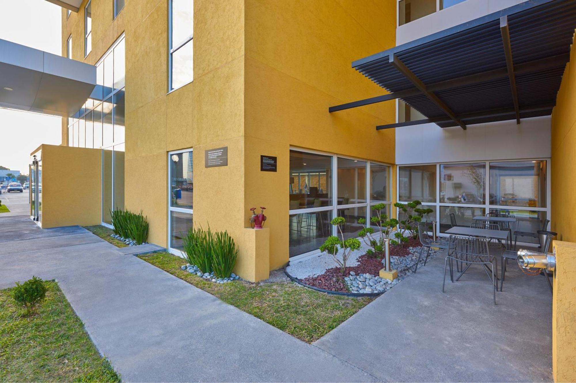 City Express By Marriott Monterrey Lindavista Guadalupe  Exterior photo